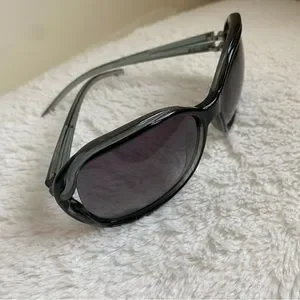 Valentino Sunglasses shiny black smoke frame with gray gradient lens Valentino | Accessories | Valentino Sunglasses Shiny Black  main image 3